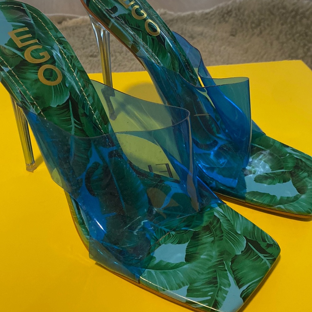 Tropical heels SZ 9